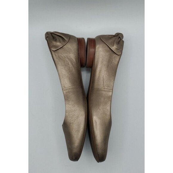 Bernardo Women Eloise Leather Bow Ballet Flat 7 Platinum Distressed Leather Gold - Picture 10 of 16